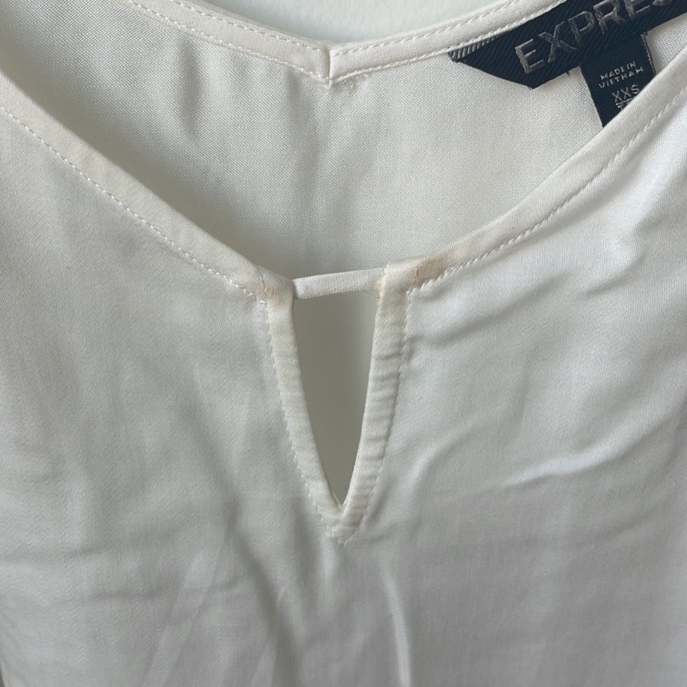 Express Tank Top - Picture 3 of 6